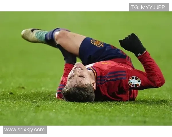 加维引领新时代足球潮流展现年轻球员的无限可能与激情